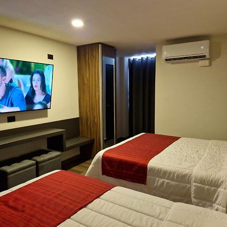 Hotel Granada Puebla Bagian luar foto