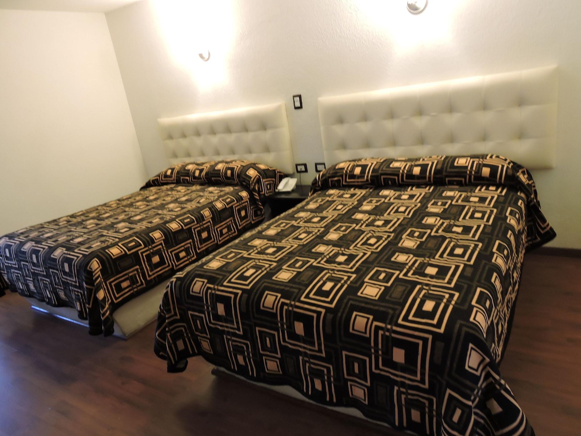 Hotel Granada Puebla Bagian luar foto