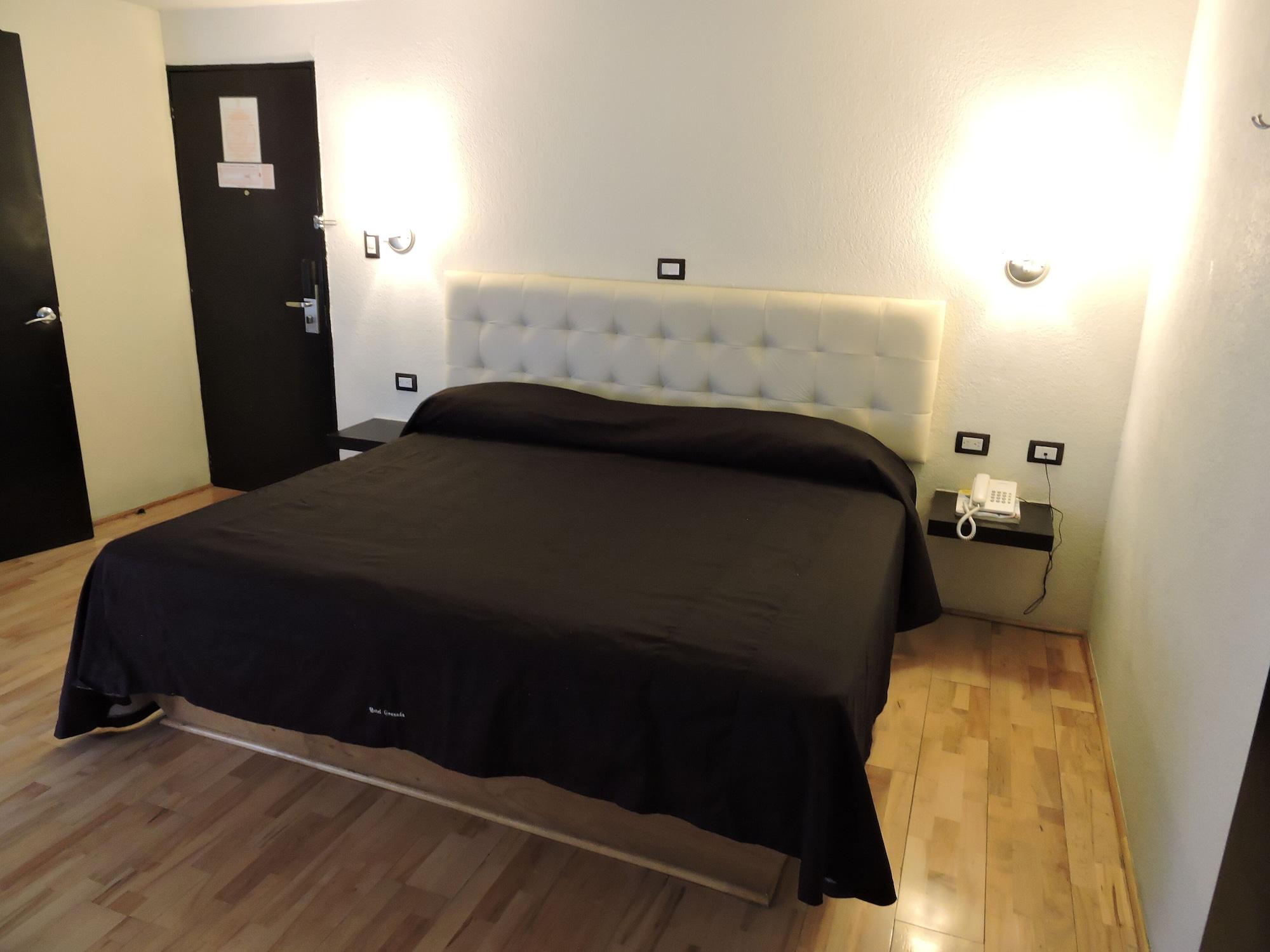 Hotel Granada Puebla Bagian luar foto