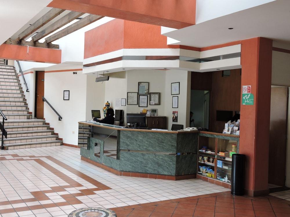 Hotel Granada Puebla Bagian luar foto
