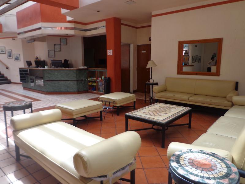Hotel Granada Puebla Bagian luar foto